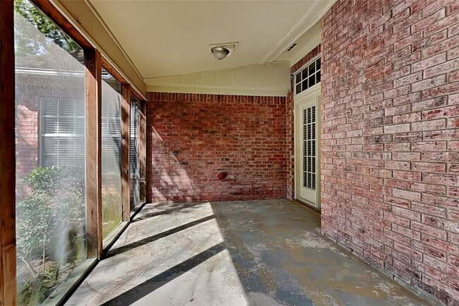 Building Photo - 4106 Hill Springs Dr