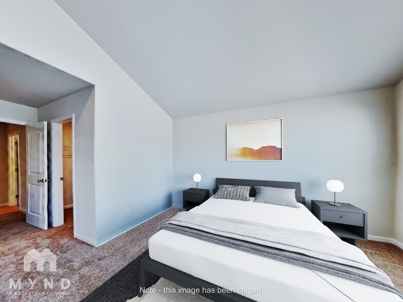 Building Photo - 184 Taverners Ln