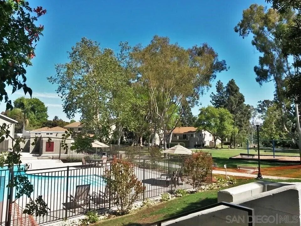 Building Photo - 7915 Camino Kiosco