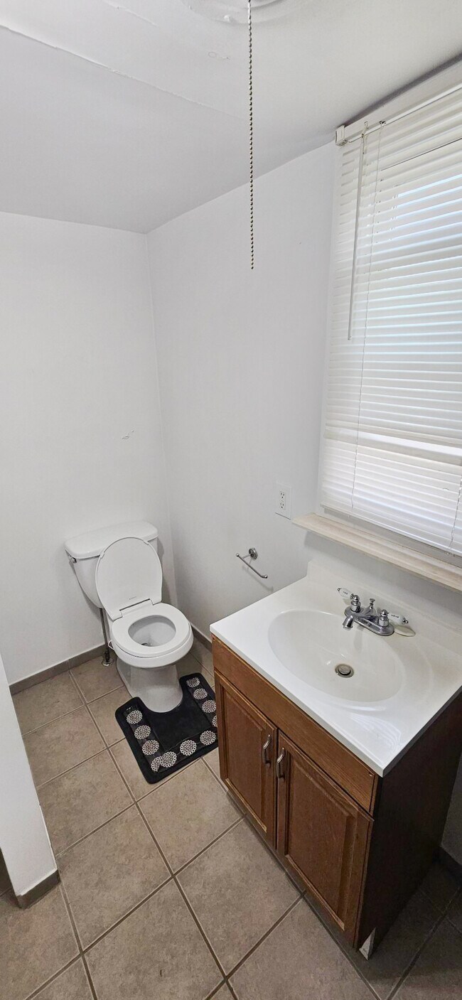 Building Photo - 1001 N Black Horse Pike