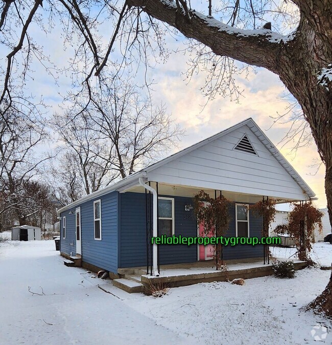 Building Photo - New Listing in Fort Wayne