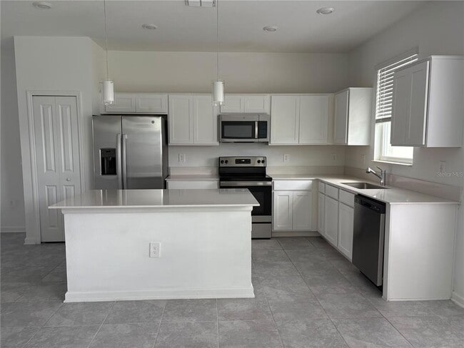 Building Photo - 281 Bogey Dr