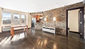 Building Photo - 8605 60th Rd