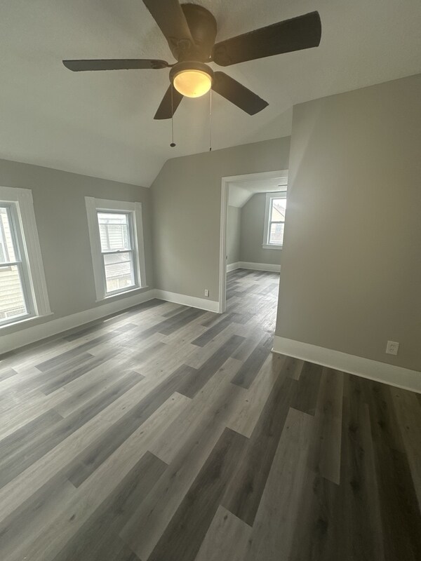 Building Photo - 3155 W 84th St