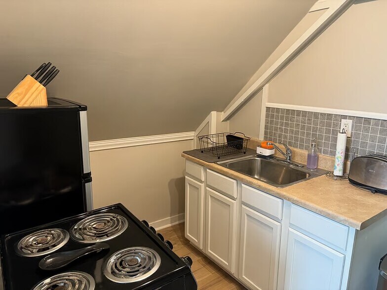 Building Photo - 15101 Arden Ave