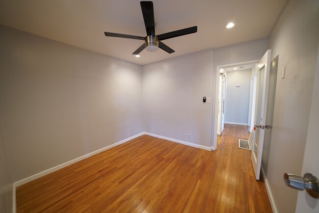 Building Photo - 13719 San Pedro St
