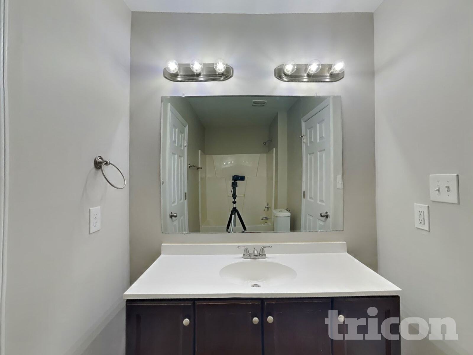 Building Photo - 128 Randolph Dr