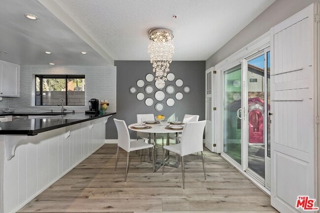 Building Photo - 10754 Garland Dr