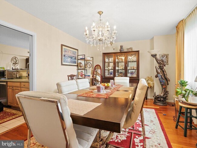 Building Photo - 5501 Seminary Rd