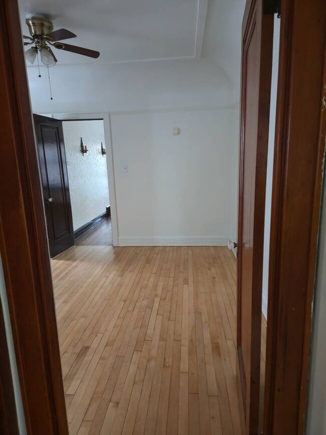 Building Photo - 3163-3165-3165 N 39th St