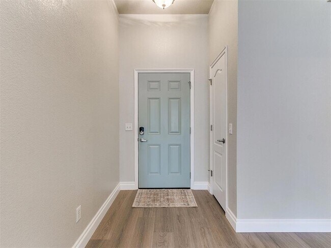 Building Photo - 1305 Melisa Dr