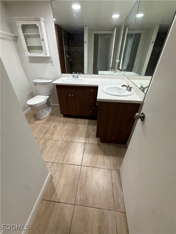 Building Photo - 1840 Maple Ave