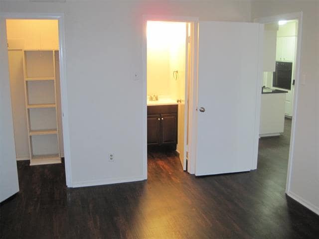 Building Photo - 6545 Ascot Ln