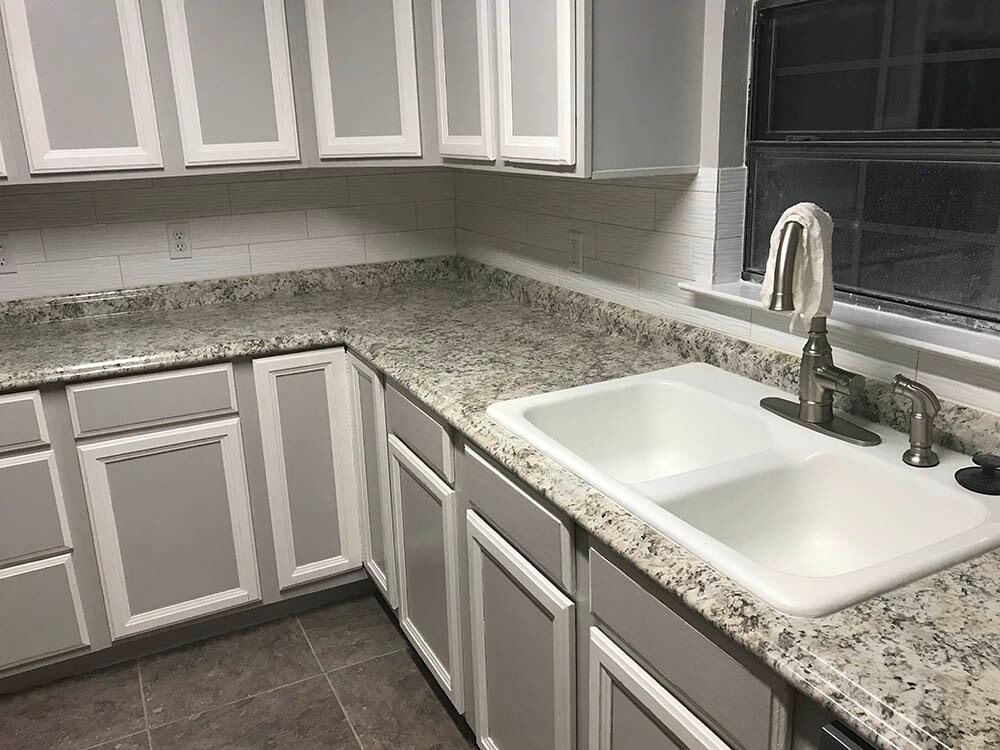 Kitchen - 1304 W Lakeland Dr