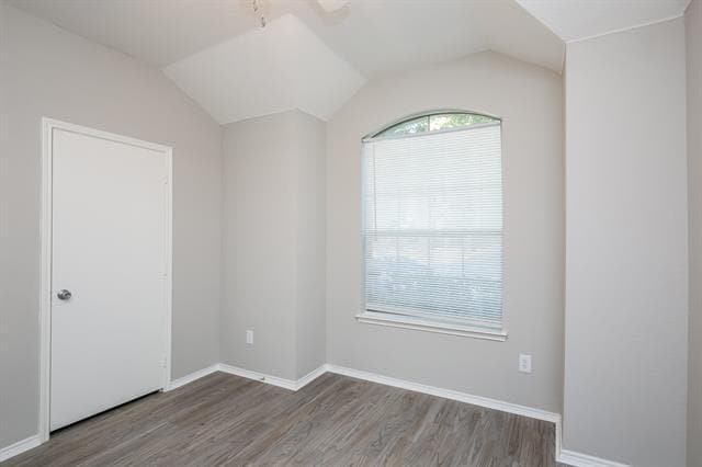 Building Photo - 2100 Hayes St