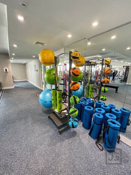 Gym View 2 - 326 NE 5th Ave