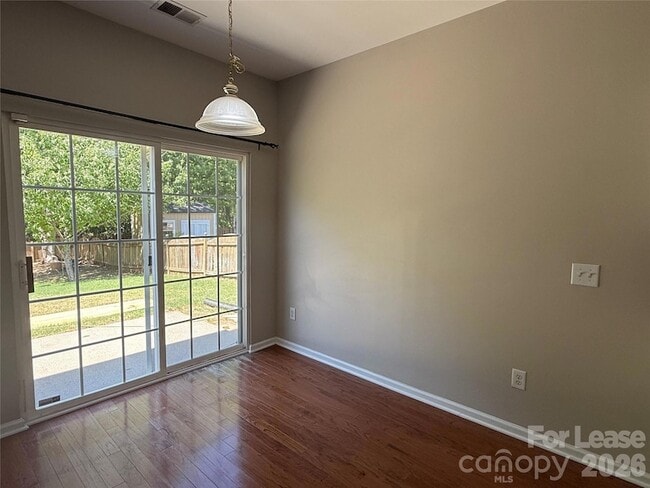 Building Photo - 8611 Dennington Grove Ln