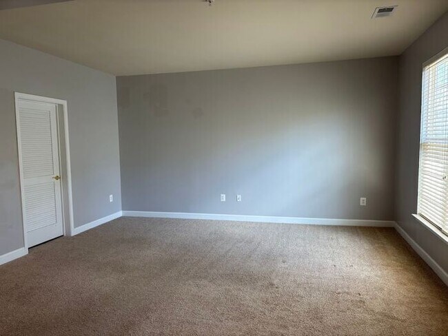 Building Photo - 8302 Gibbs Way