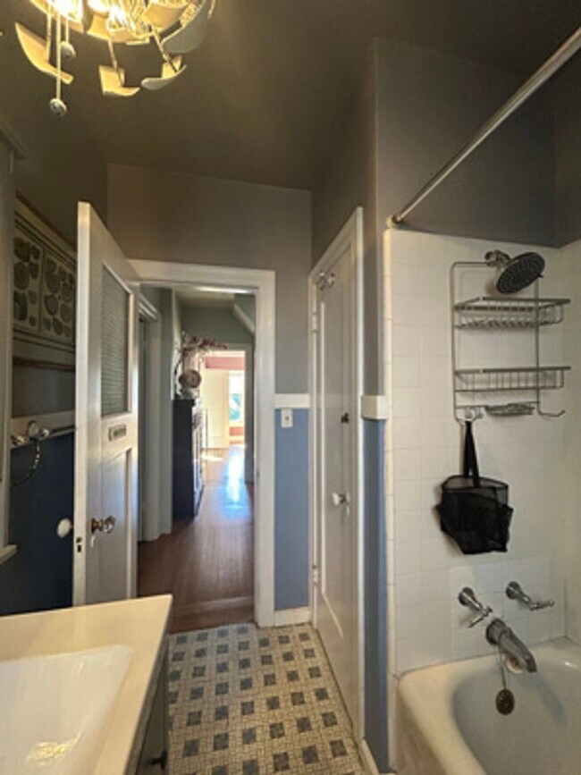 Building Photo - Welcome to this Fully Furnished Crocker Highland Gem!