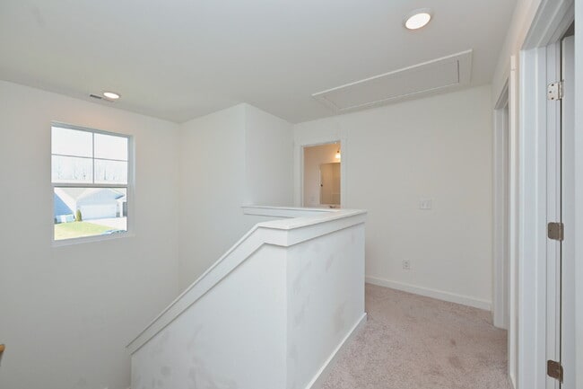 Building Photo - Modern 2024 New Construction in Sage Farms – Steps from Dog Park & Trails!