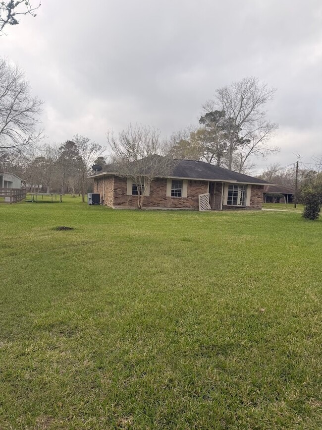 Building Photo - 15915 Indian Springs Trail