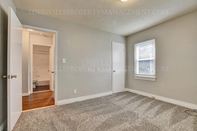 Building Photo - 6604 Miles Ave