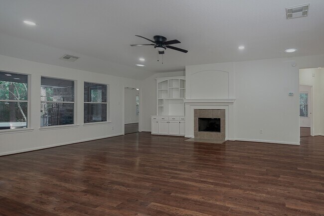 Building Photo - 115 Regan Mead Ct
