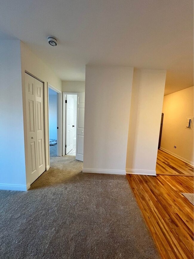 Building Photo - 619 W Stratford Pl