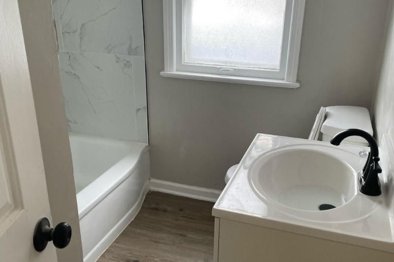 Building Photo - 18406 Lewis Dr