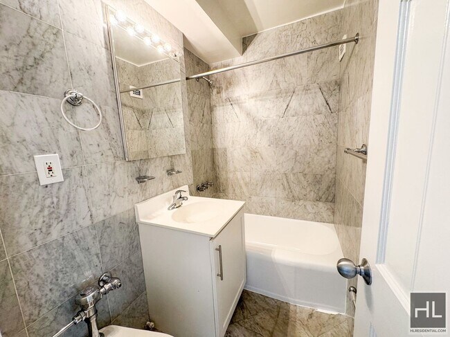 Building Photo - East 79th Street