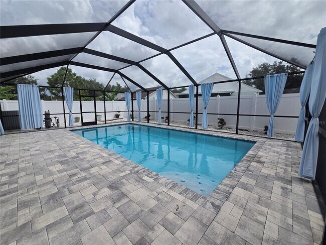 Building Photo - 6306 Gondola Dr