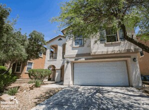 Building Photo - Stunning 3Bdm 2.5Ba Two Story Home in Moun...