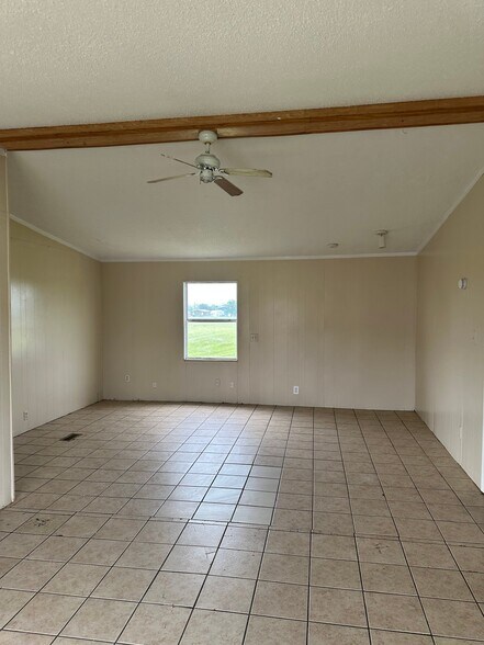 Building Photo - 375 Lorena Meadows Dr