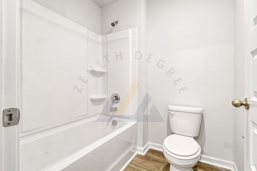 Building Photo - 120 Hiatus Ct