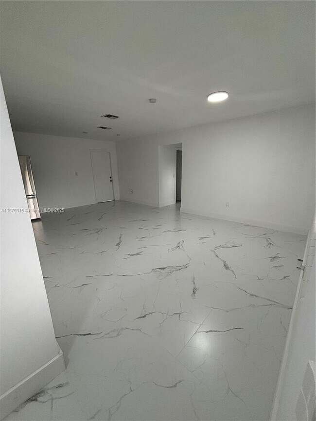 Building Photo - 1201 NW 79th Way