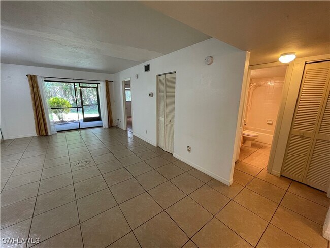 Building Photo - 28150 Pine Haven Way