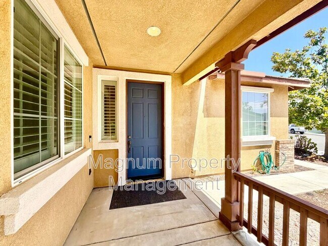Building Photo - 46383 Vianne Ct