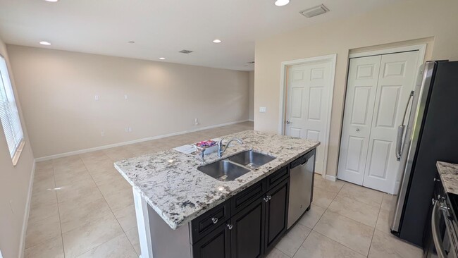 Building Photo - 2900 NW Treviso Cir