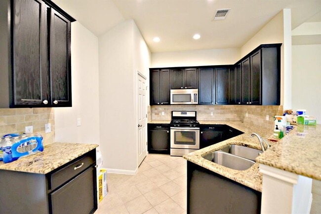 Building Photo - 1900 Little Elm Trail