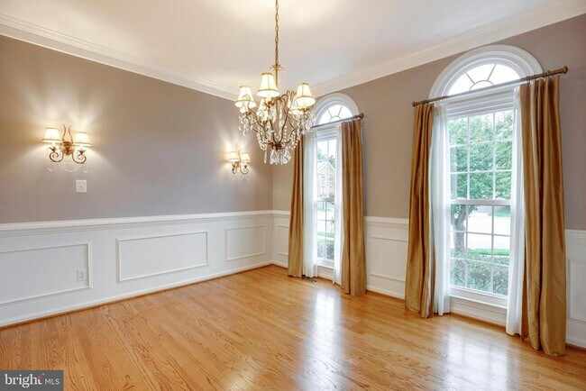 Building Photo - 5105 Claybank Ln