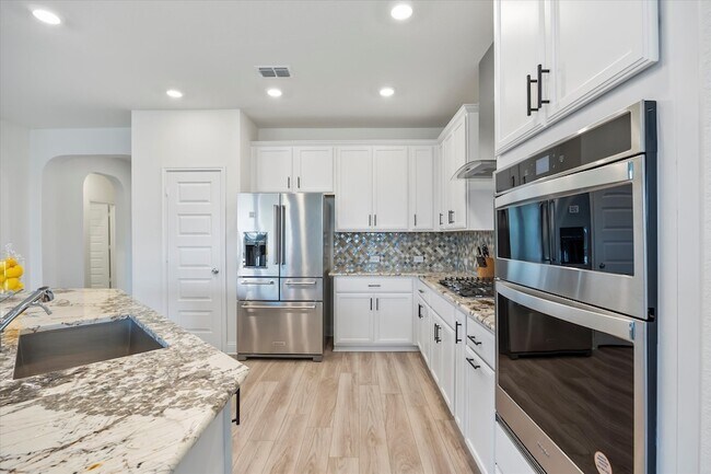 Building Photo - 3629 Highland Bayou Dr