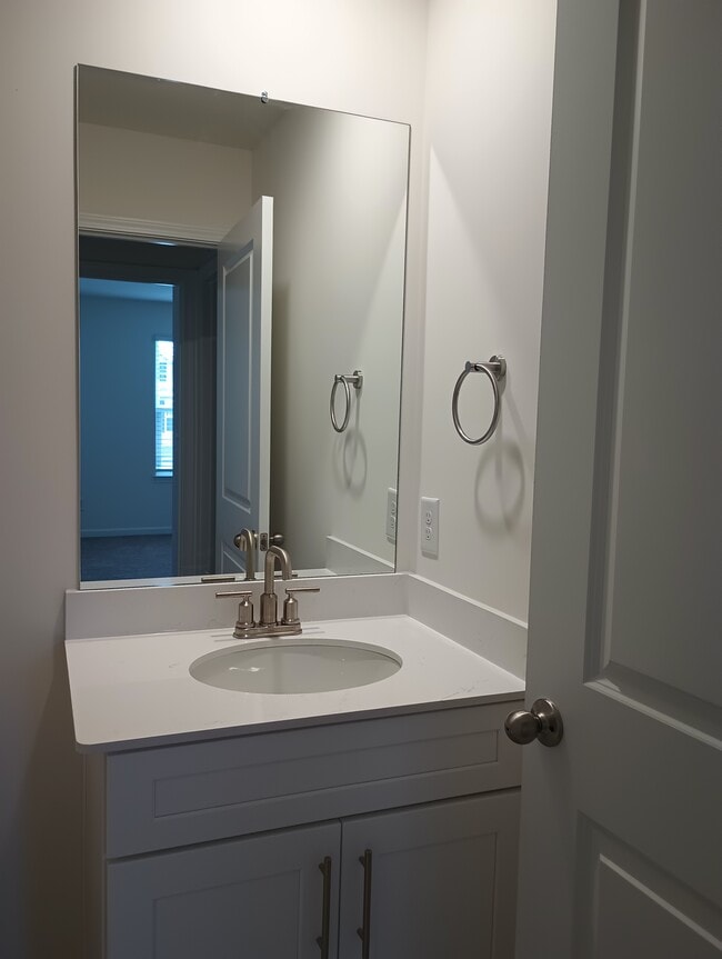 Building Photo - 1144 Aspen Ter