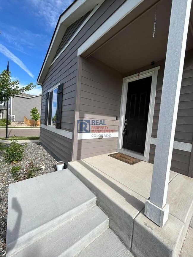 Building Photo - 2909 Quartz Pl