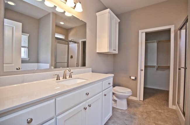 Building Photo - 3858 Williams Cove