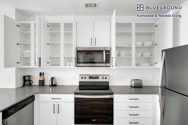 Building Photo - 1401 Art Dilly Dr.