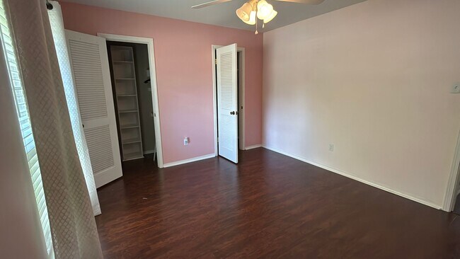Building Photo - 1548 Ramberlyn Way