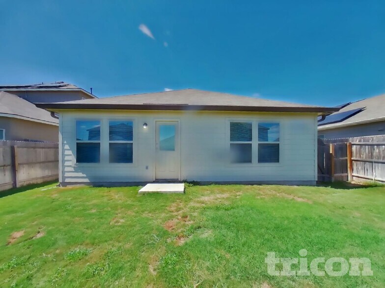 Building Photo - 7244 Littlefoot Ln