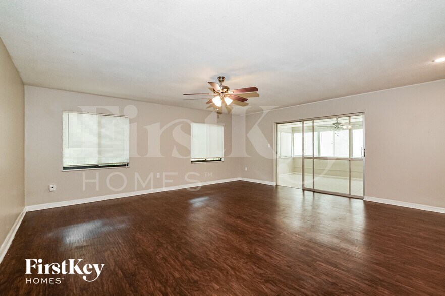 Building Photo - 6314 Gamble Dr