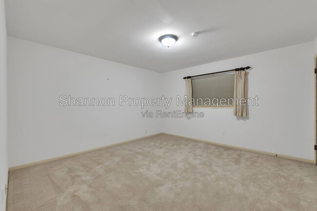 Building Photo - 3810 Glenheather Dr