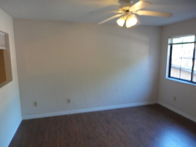 Primary Photo - 2bedroom/2 bath condo in Rockwood Villas.